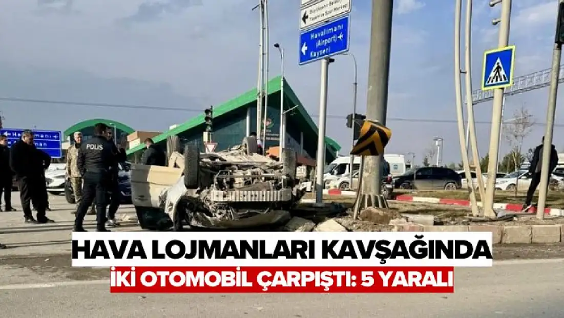 Hava Lojmanları Kavşağında İki Otomobil Çarpıştı: 5 Yaralı