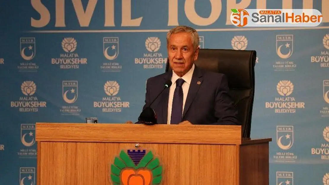 Malatya'da panelde konuştu