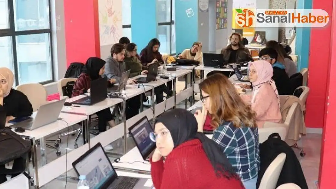 'Dijital Ben' Projesi eğitimi verildi