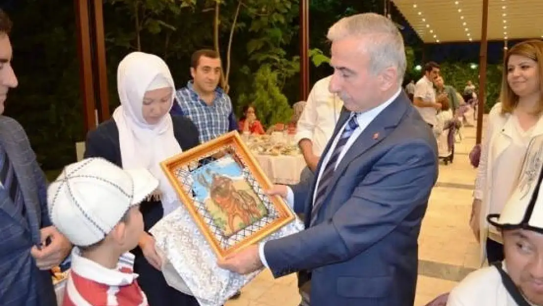 KAYMAKAMLIK'TAN İFTAR YEMEĞİ