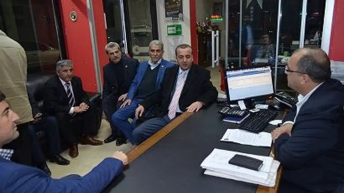 MHP BATTALGAZİ İLÇE TEŞKİLATI MUHTARLAR DERNEĞİNİ ZİYARET ETTİ 