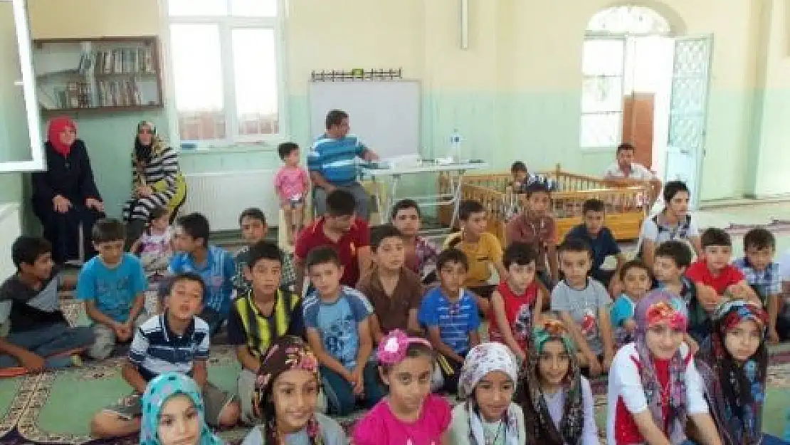 Yeşilyurt Gedik Camii'nde Öğrencilere Bisiklet Hediye Edildi