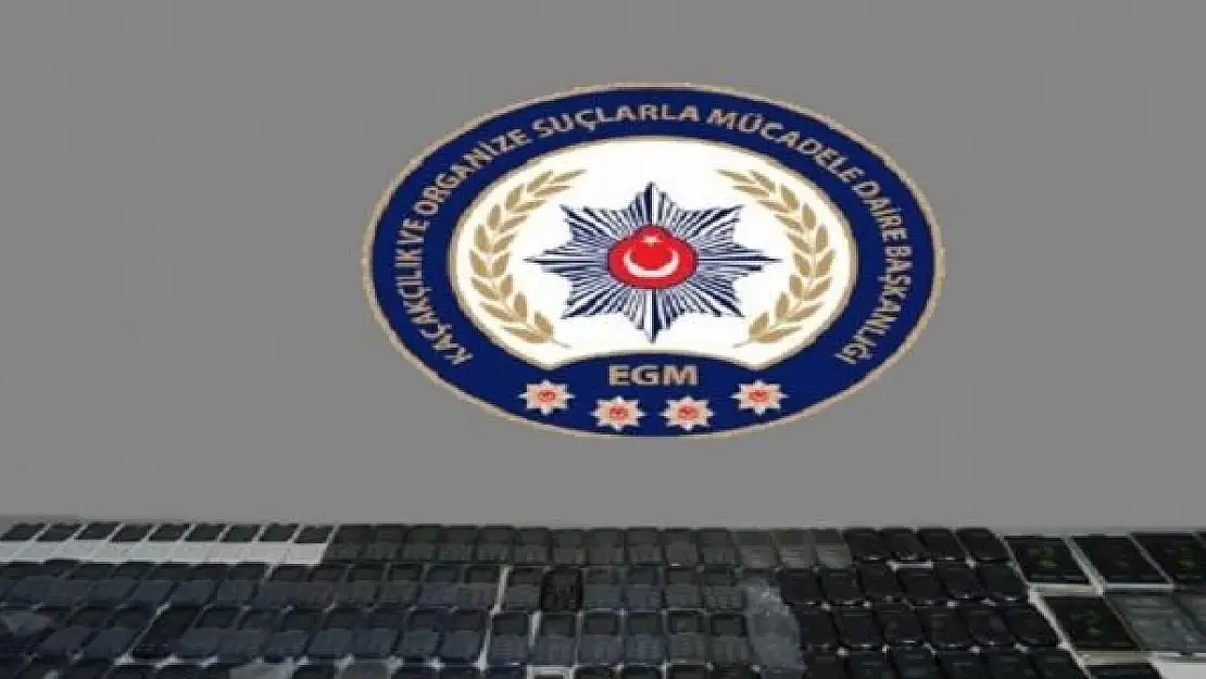 Malatya'da Kaçak Telefon ve Sigara Ele Geçirildi