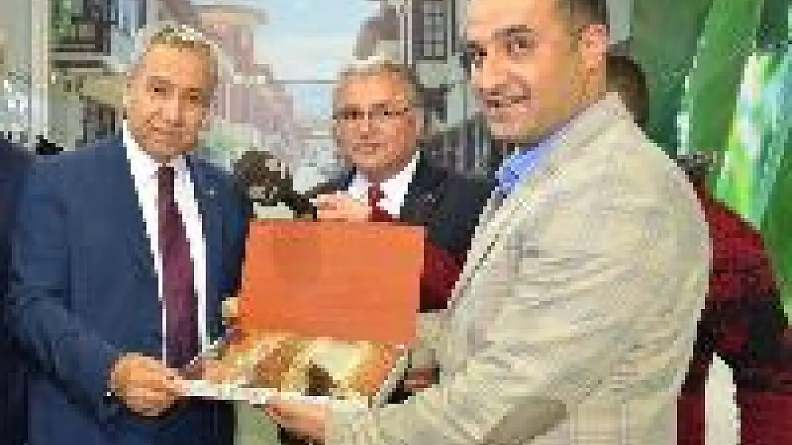 Bursa'da Düzenlenen Fuarda Yeşilyurt Belediyesi Rüzgarı Esti