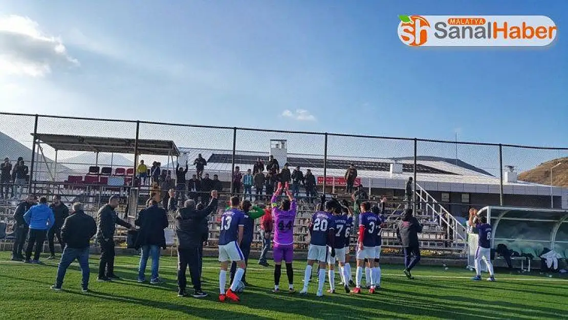 1.Amatör Küme Futbol Ligi'nde liderler haftayı kayıpsız geçti