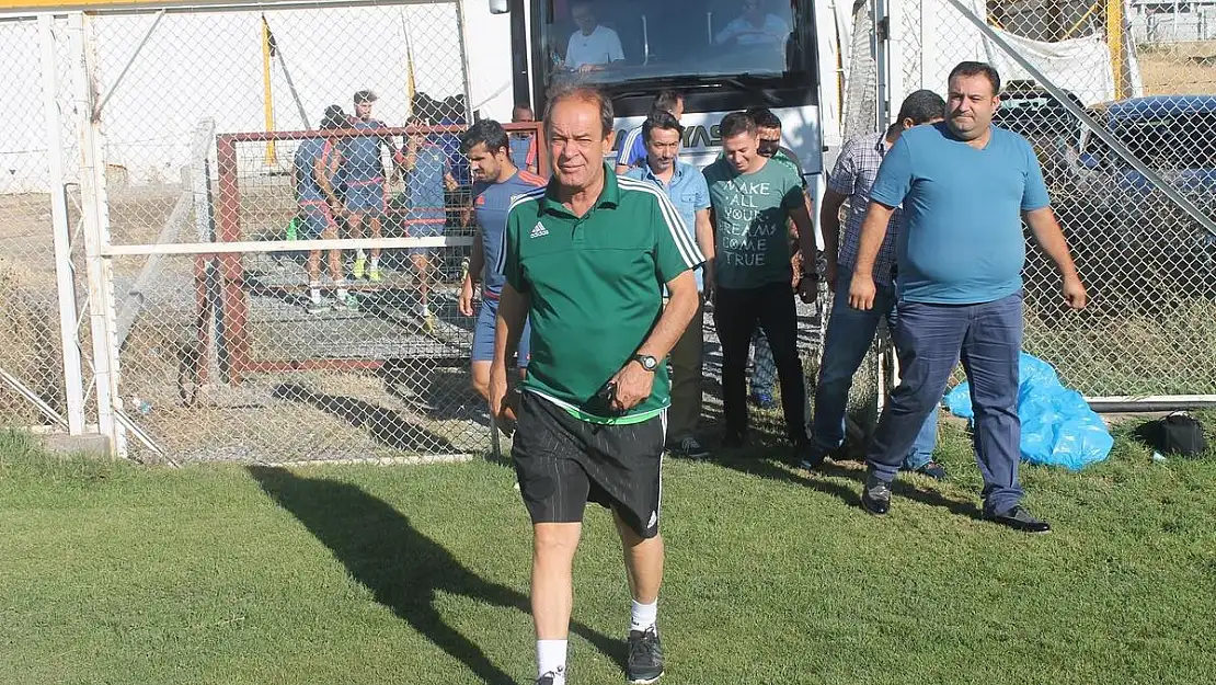  YENİ MALATYASPOR´DA İLDİZ İLE YOLLAR AYRILIYOR 