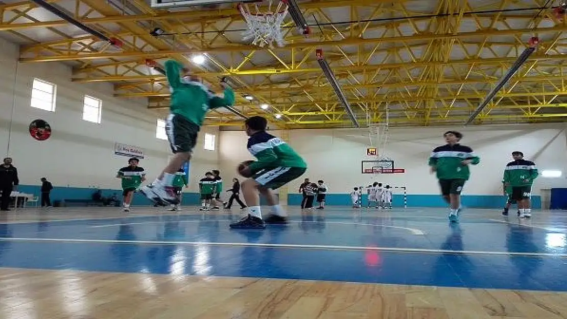 MALATYA BASKETBOLUNA RENK GETİRDİLER