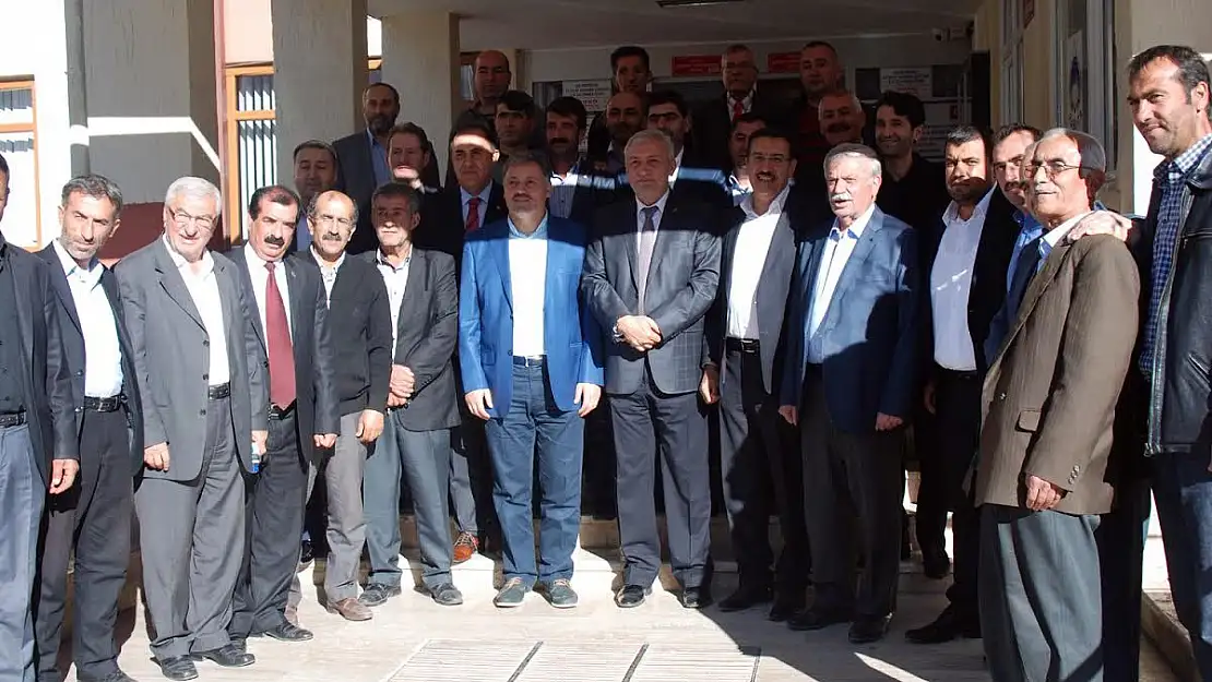  AK PARTİ'DEN AKÇADAĞ VE DOĞANŞEHİR´E ZİYARET