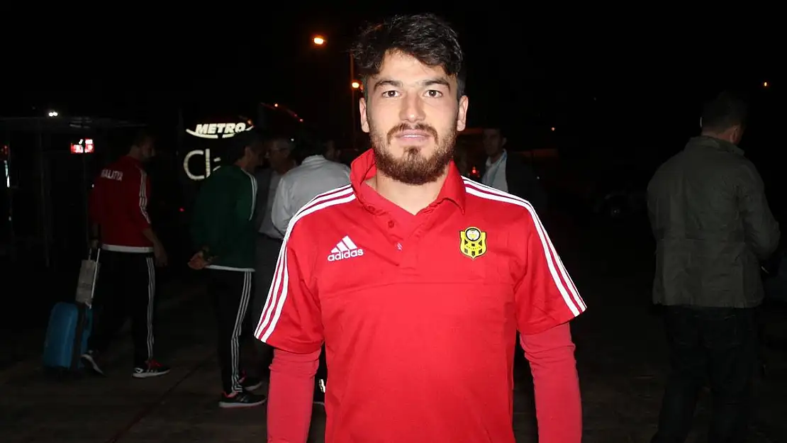 YENİ MALATYASPORLU FUTBOLCULARDAN İRFAN BUZ'A ÖVGÜ