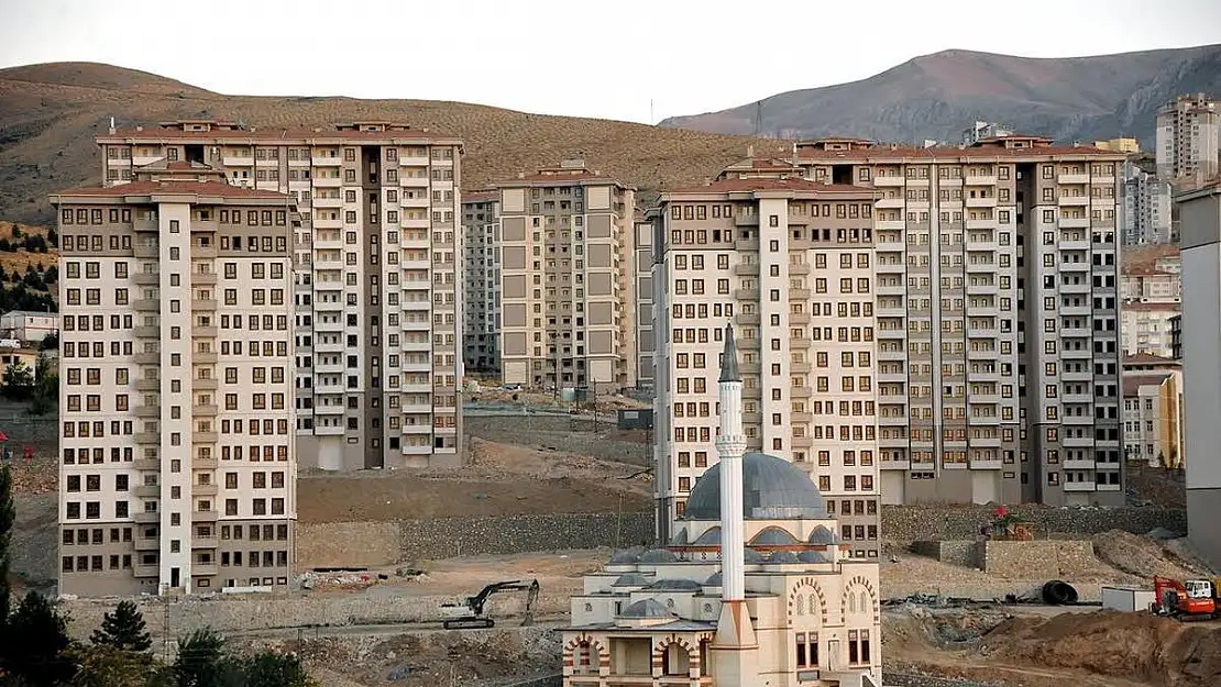  TOKİ´DE KURA ÇEKİM HEYECANI