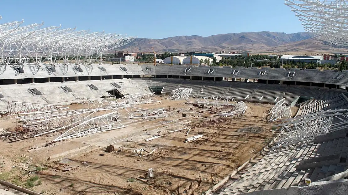  MALATYA ARENA´NIN İHALESİ YAPILDI 