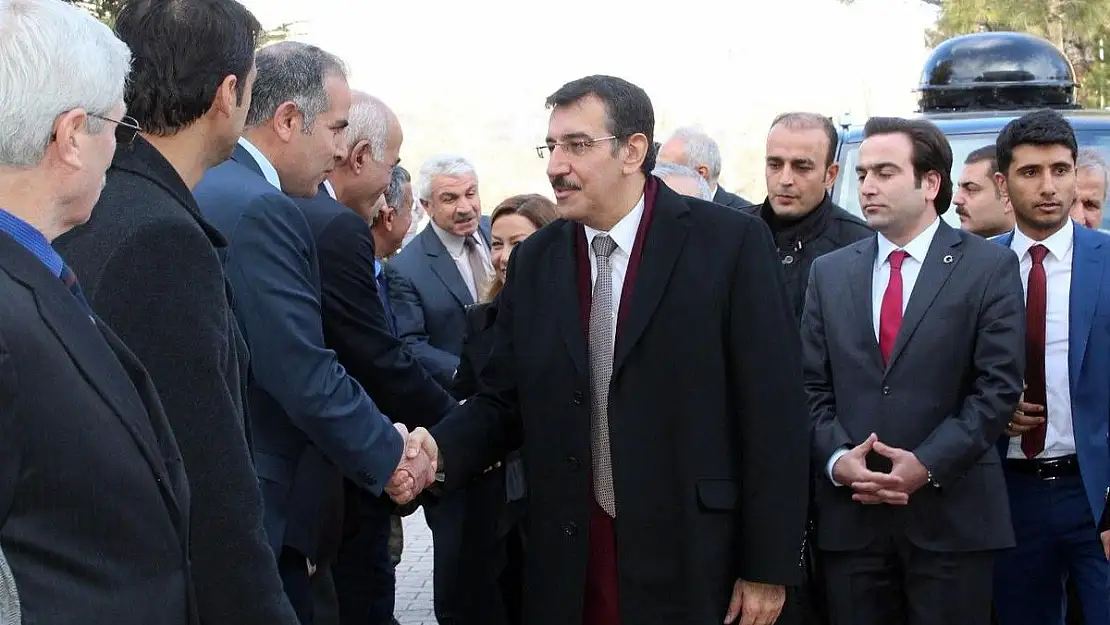 GÜMRÜK VE TİCARET BAKANI BÜLENT TÜFENKCİ MALATYA´DA 