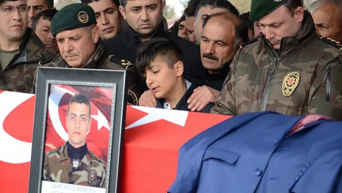 MALATYA'DA ŞEHİT POLİS DAMATLIĞI İLE UĞURLANDI