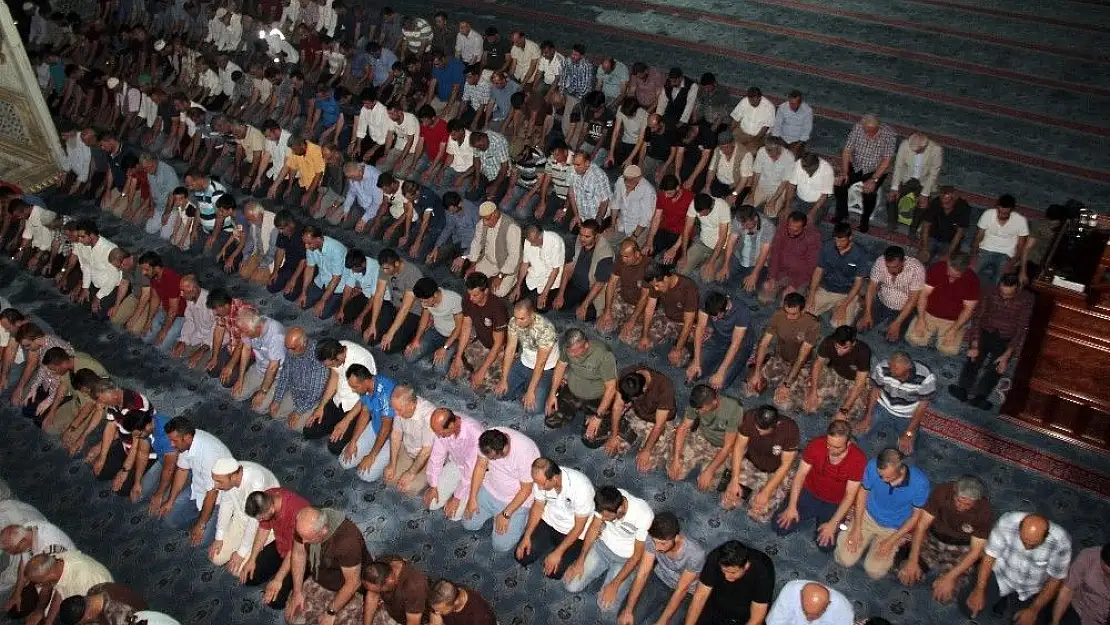 'Elazığ şehitleri için mevlit'