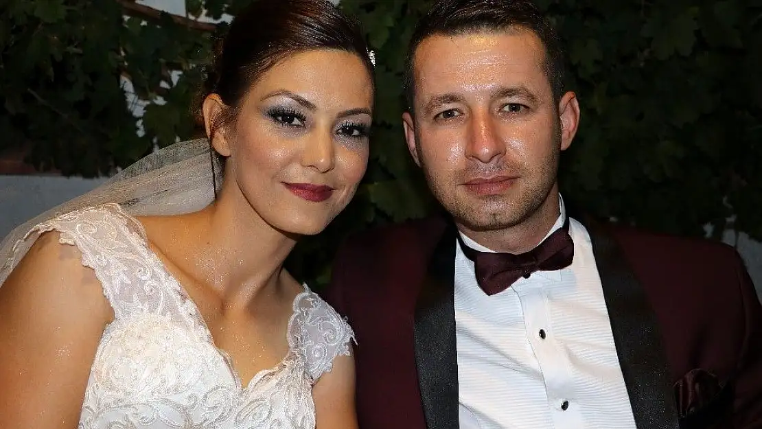 'Evlilik yıldönümünde karısıyla yeniden evlendi'