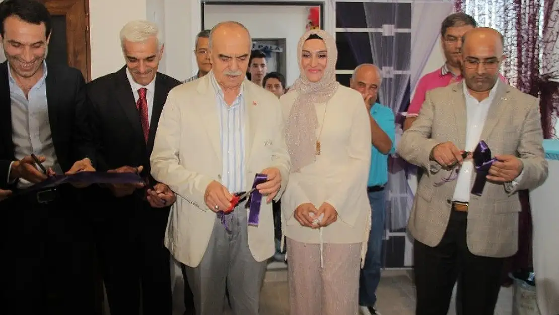 'KOSGEB desteği ile cilt bakım merkezi açtı'