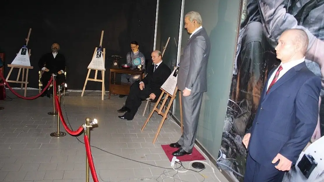'Malatya Park´ta balmumu heykel sergisi'