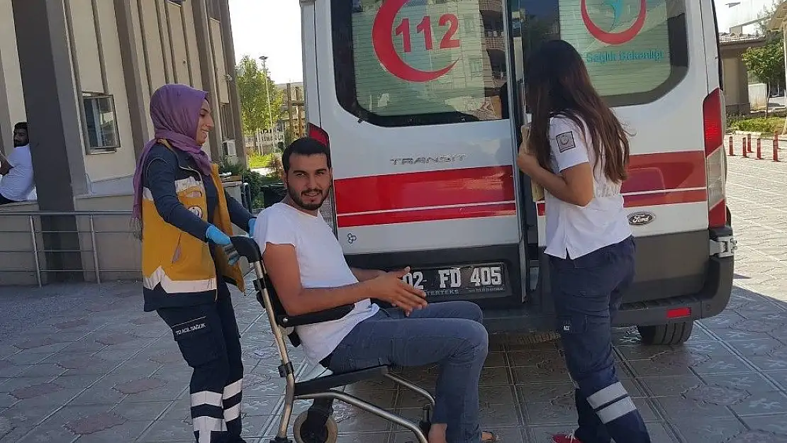'Minibüs şarampole yuvarlandı: 4 yaralı'