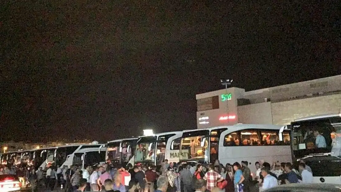 Malatya'da 20 Otobüs ile Malazgirt´e gittiler