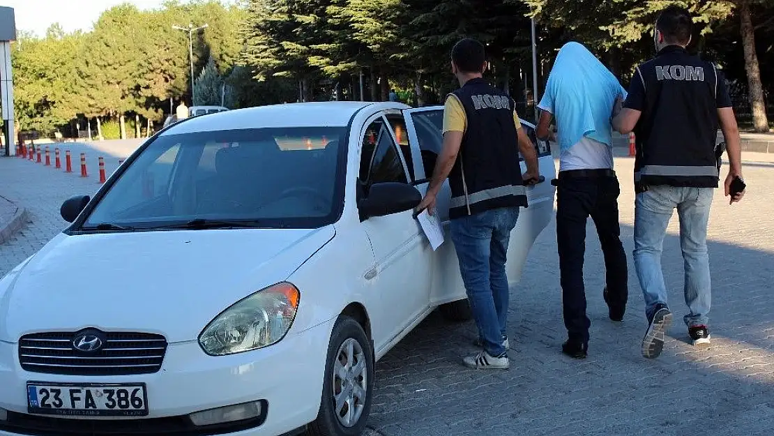 'Elazığ merkezli 3 ilde sigara kaçakçılarına operasyon: 16 gözaltı'