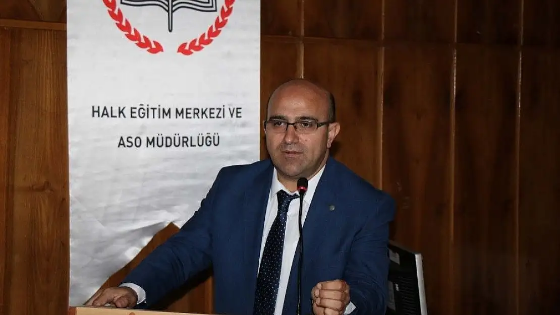 'Sivas´ta öğretmenlere yeni müfredat anlatıldı'