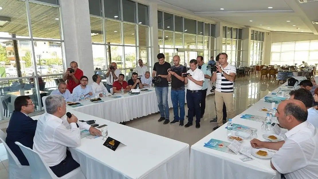 'Yeşilyurt´ta darbe sempozyumu'