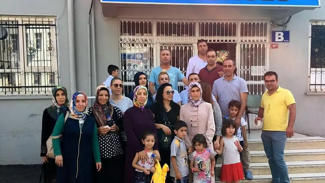 'Veliler öğretmeni protesto etti'
