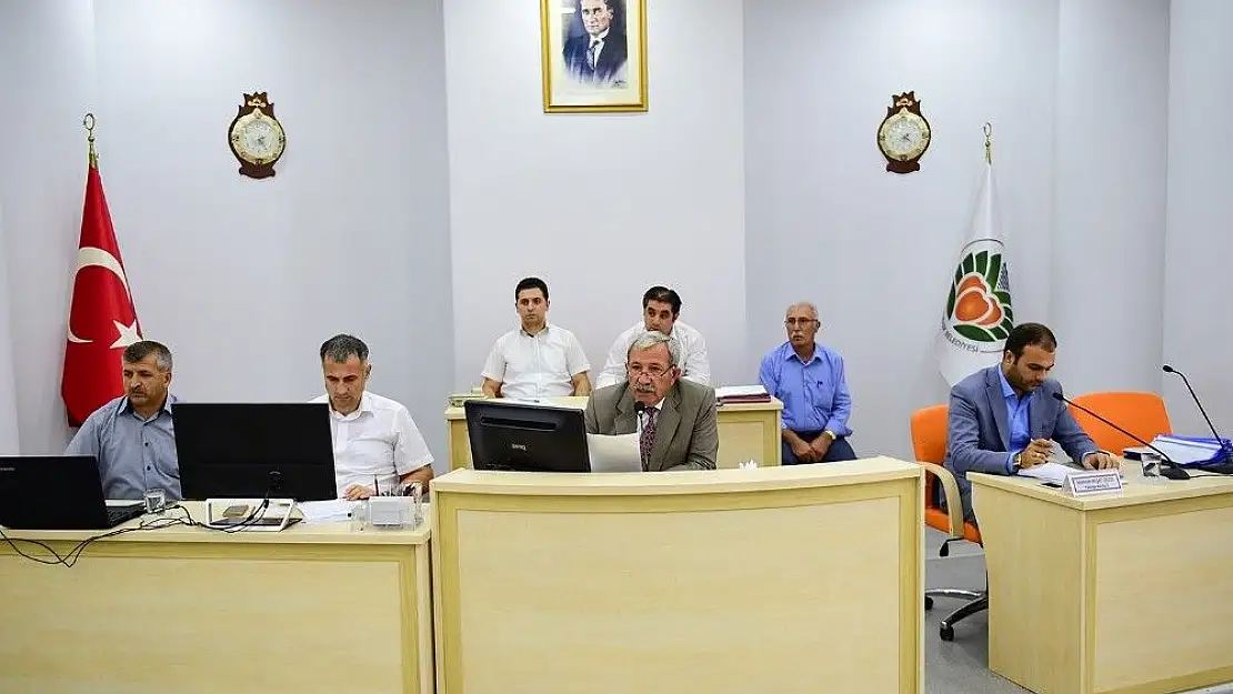Yeni stad için yetki Ahmet Çakır'da