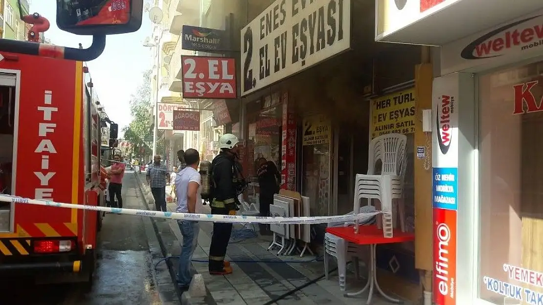 Malatya´da işyeri yangını korkuttu