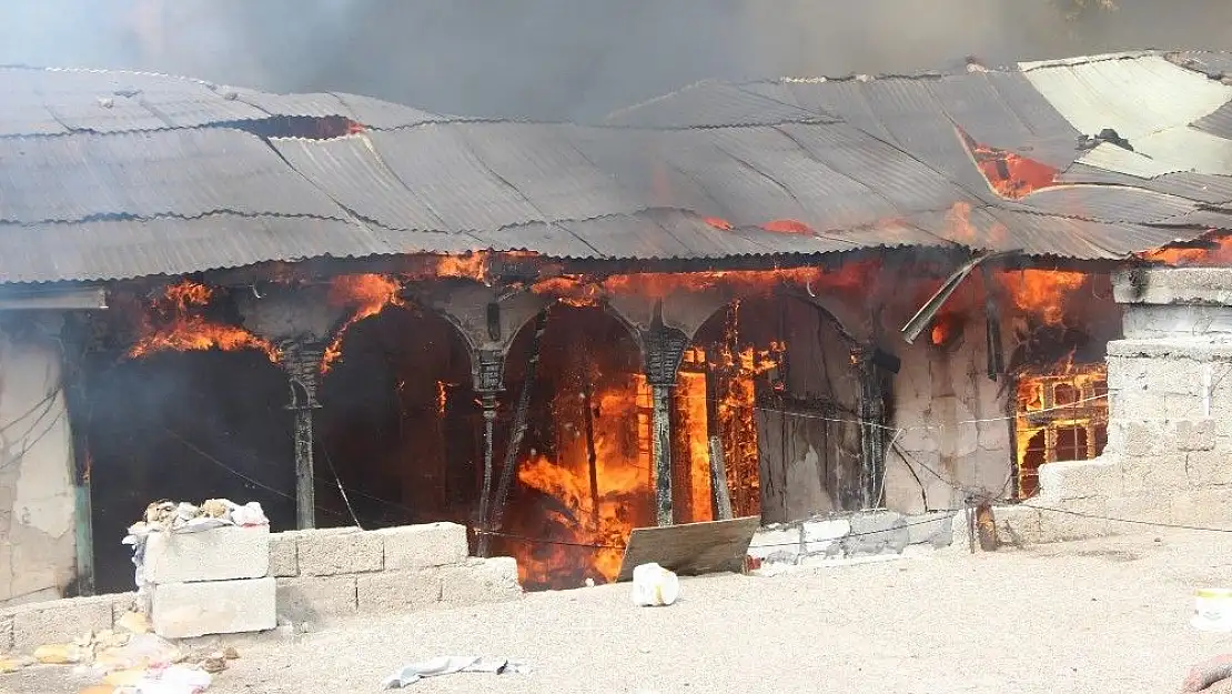 'Kahramanmaraş´ta yangın paniği'
