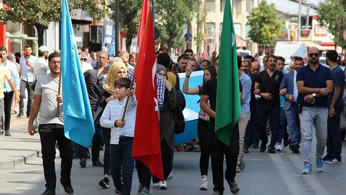 'Sivas´ta ´Kerkük´ yürüyüşü'