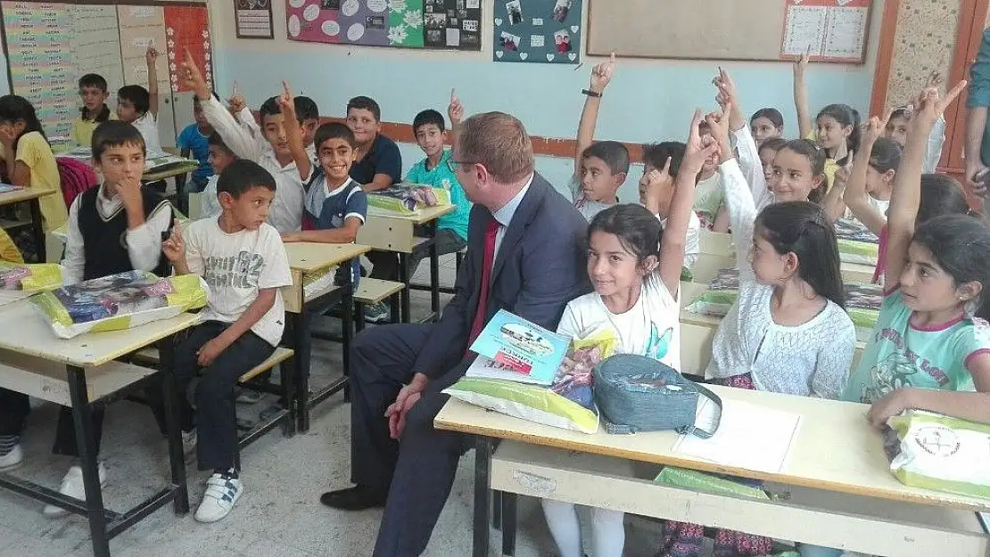 'Kovancılar´da 9 bin 249 öğrenci ders başı yaptı'
