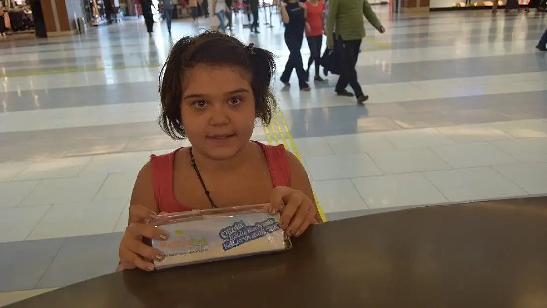 Malatya Park´tan öğrencilere diş temizlik seti hediyesi