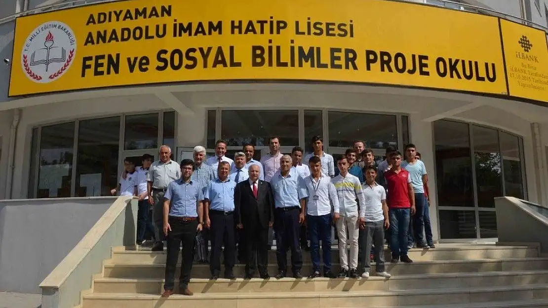 'Rektör Prof. Dr. Gönüllü imam hatiplilerle buluştu'