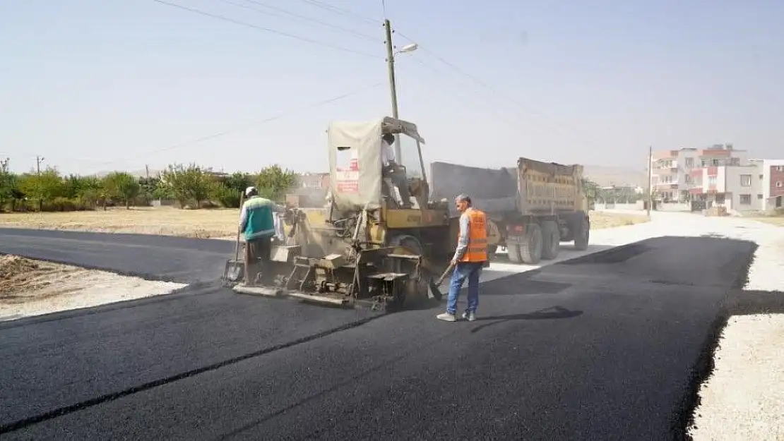 'Siteler mahallesinde asfalt çalışması'