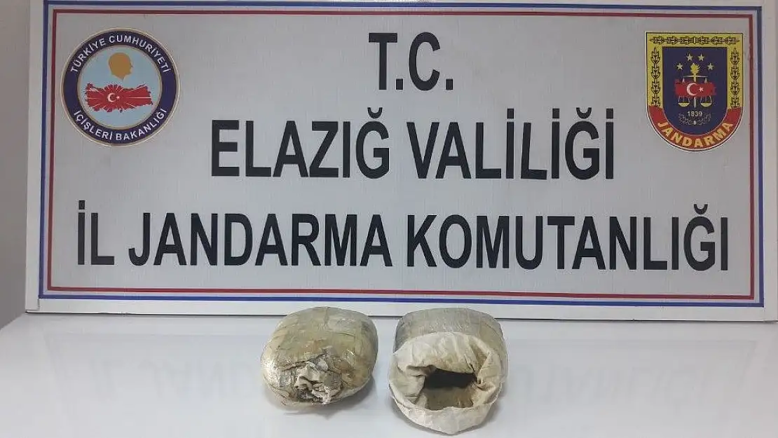 'Elazığ´da 2 şüpheli 2,5 kilogram toz esrarla yakalandı'