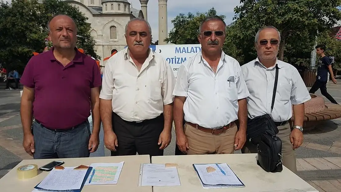 Malatya'da Otizm´de eylem planı uygulanması için imza kampanyası