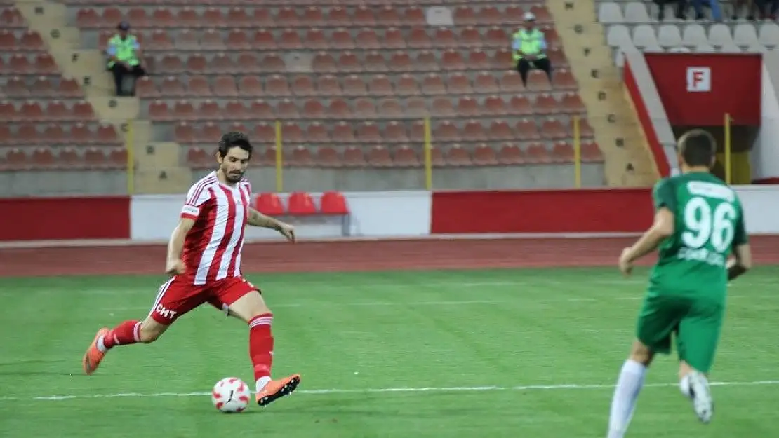'TFF 2. Lig: Kahramanmaraşspor: 1 - SBS İnşaat Kırklarelispor: 2'
