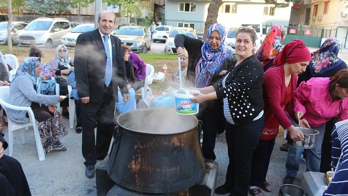 Malatya Küçük Hüseyinbey´de aşure etkinliği