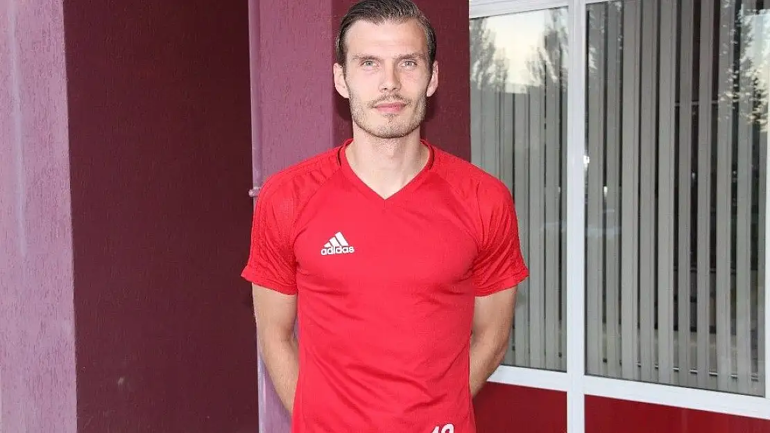 'Bjarnason, takımını riske etmemek için Milli Takım´a gitmemiş'