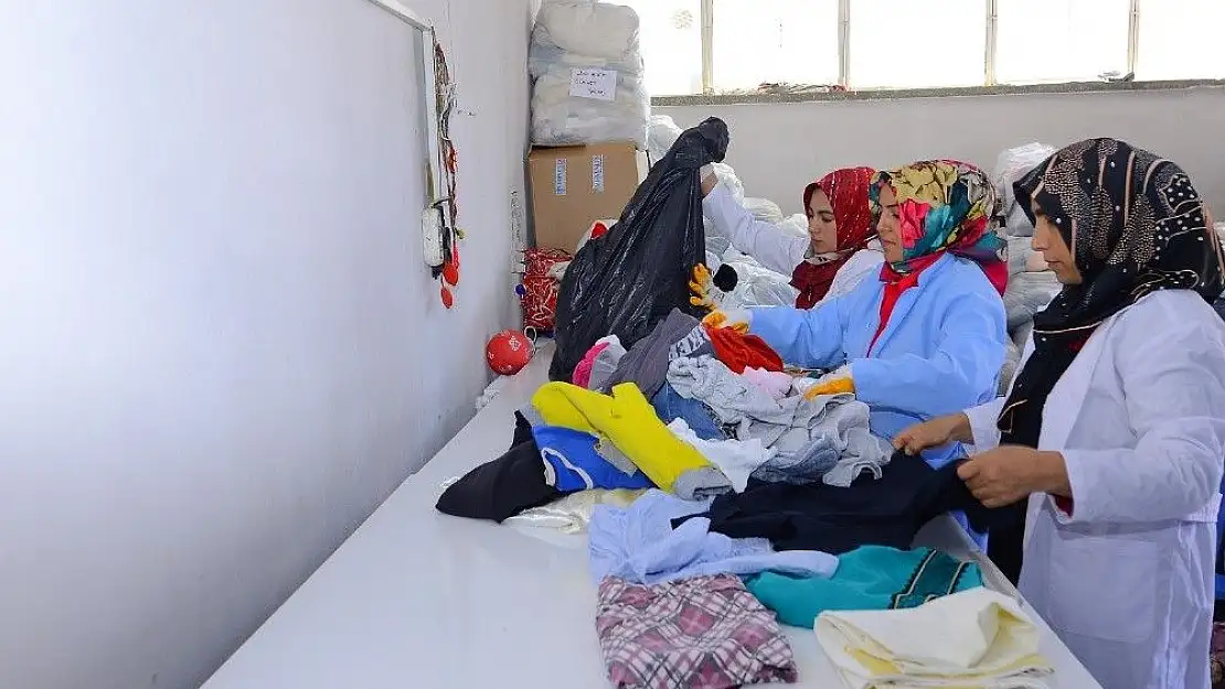 Malatya'da Unutulan eşyalar emniyet müdürlüğüne teslim edildi