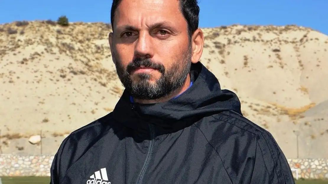 Evkur Yeni Malatyaspor´da Erol Bulut kadro derinliğinden şikayetçi