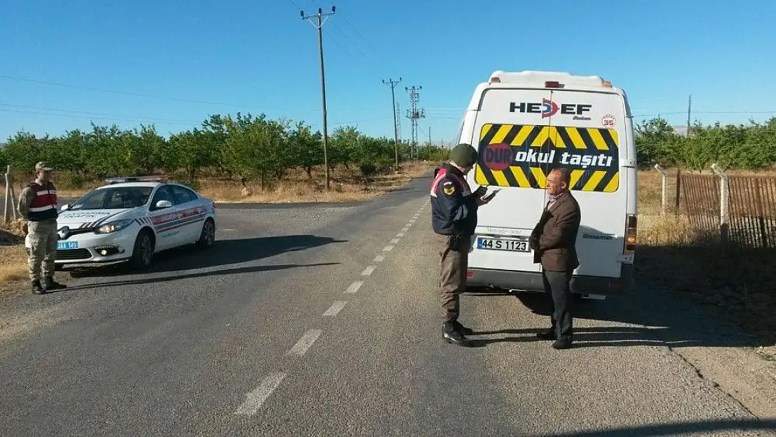 Malatya'da Jandarmadan okul servislerine sıkı denetim