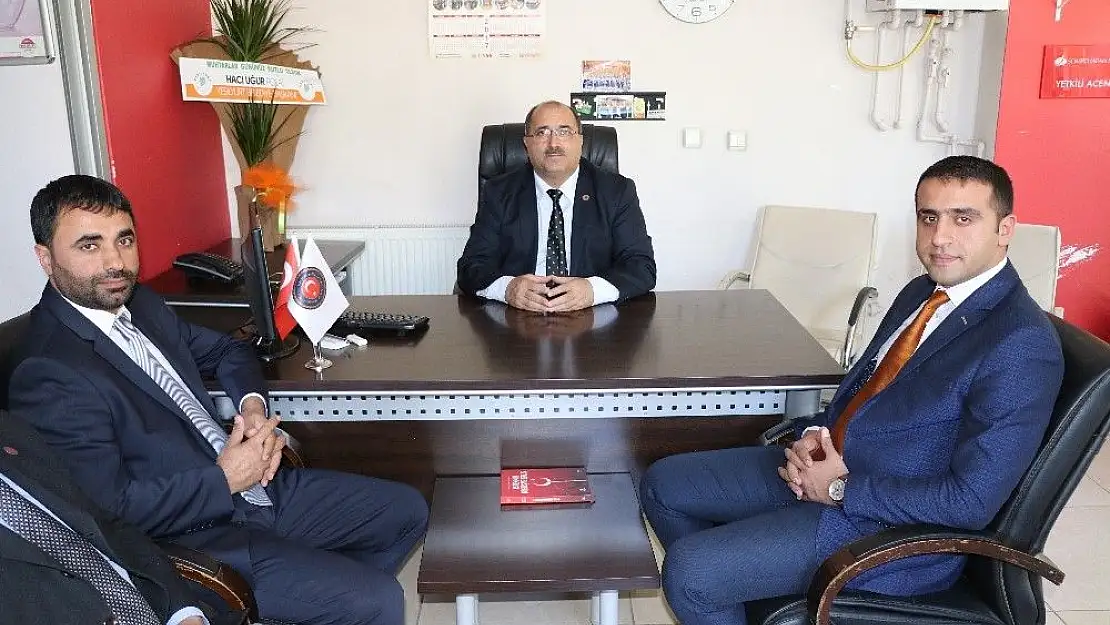 Muhtarlarımız devletle millet arasında bir köprüdür