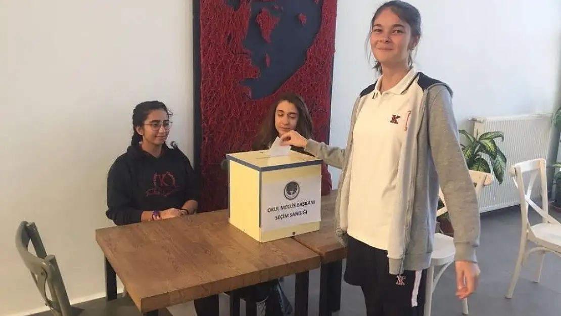 'Öğrenciler arasında başkanlık seçimi heyecanı'