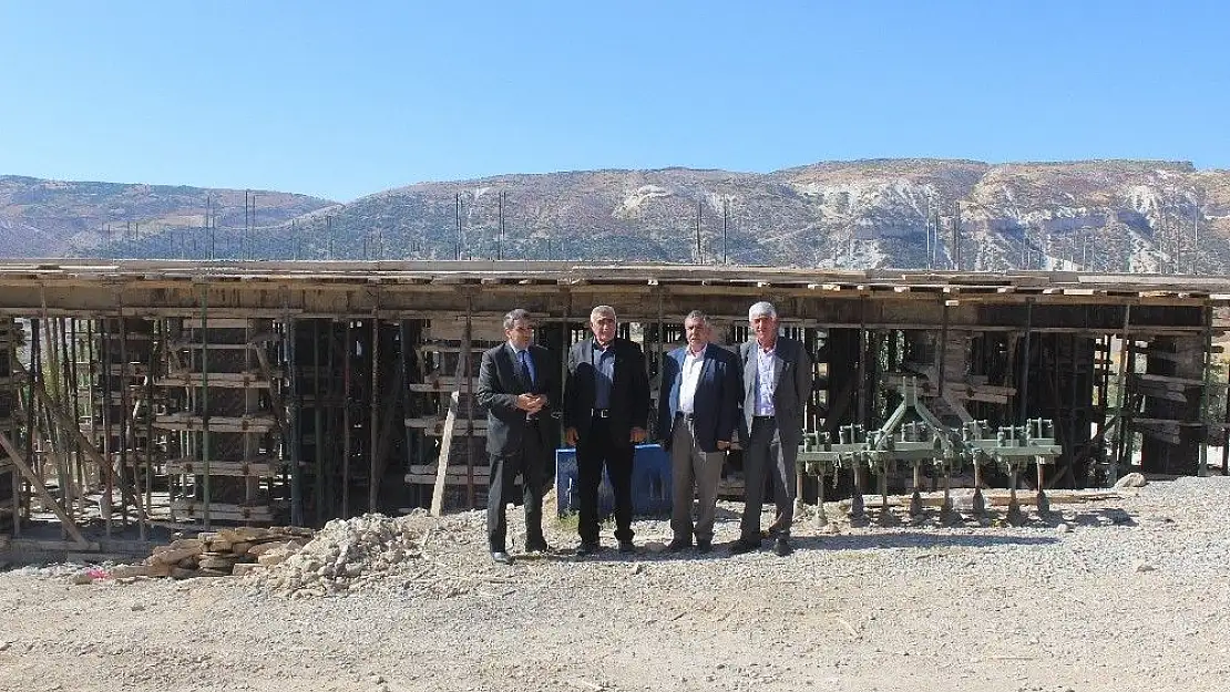 'Tut ilçesi Yeşilyurt köyüne taziye evi yapılıyor'