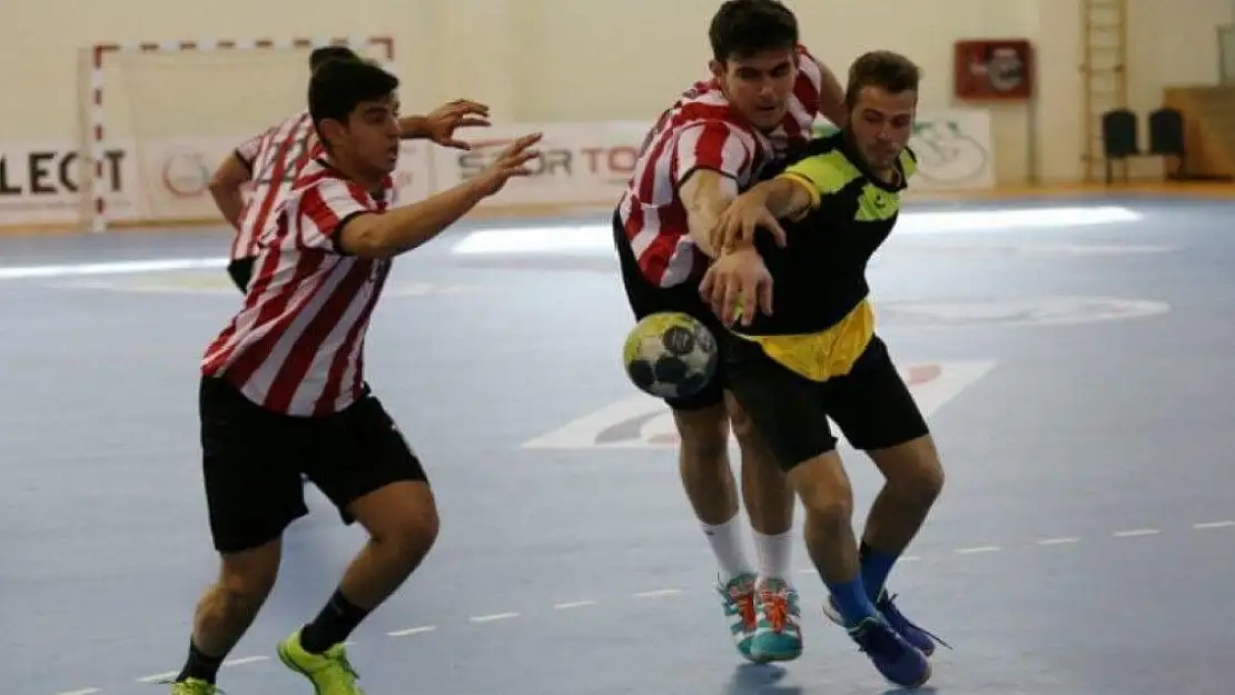 'Belediyespor geleceğin hentbolcularını yetiştiriyor'