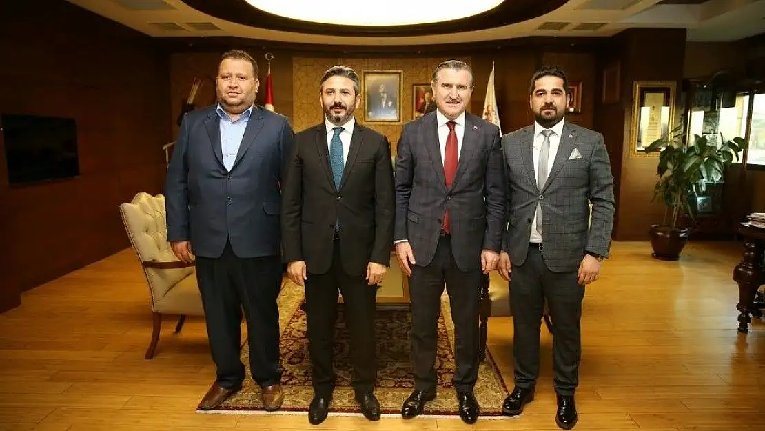 'Gençlik ve Spor Bakanı Bak´tan Adıyaman 1954 Spor´a destek'
