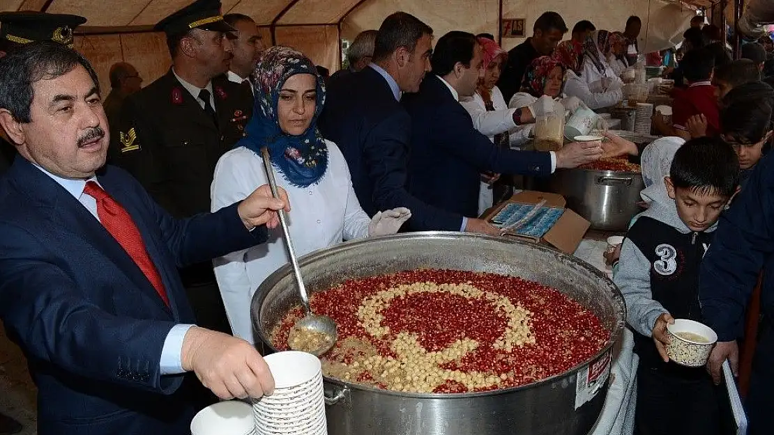 'Cumhuriyet Bayramı´nda Aşure etkinliği'