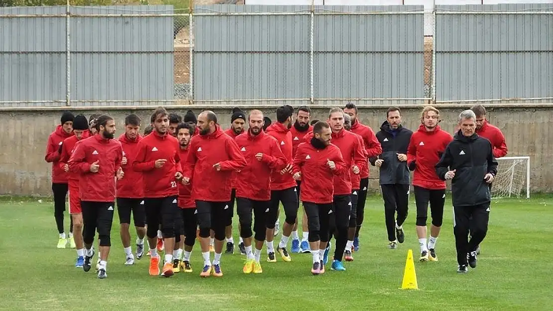 'Elazığspor, Gaziantepspor maçı hazırlıklarına başladı'